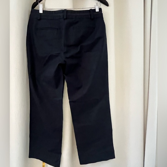 Ann Taylor - Margo Style - size 8 black Crop Pants - Picture 2 of 4